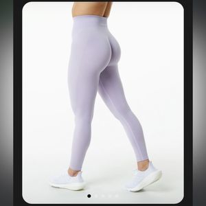 Alphalete Lavender Leggings